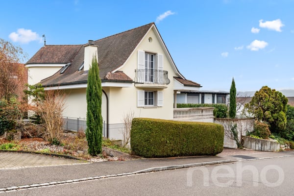 Luxus und Charme vereint - Traumliegenschaft in Oberwil 2