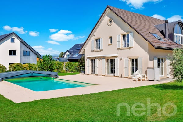Magnifique maison individuelle avec piscine au calme absolu à Denens 2
