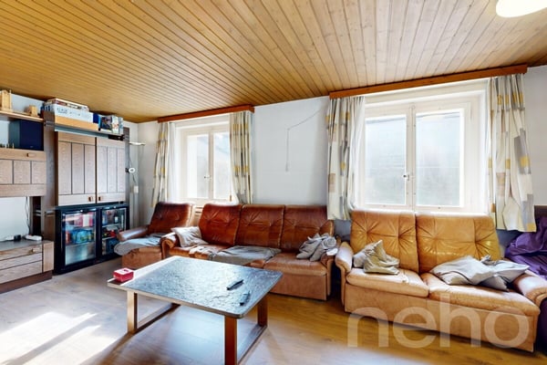 Familienfreundliches Haus mit grossem Garten und Umbaupotential 5