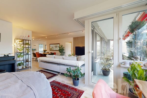 Zentrumsnahe 1.5-Zimmerwohnung mit Balkon und eigenem Waschturm 3