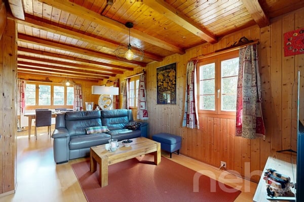 Exclusif: Magnifique chalet de 4 chambres avec grand jardin 4