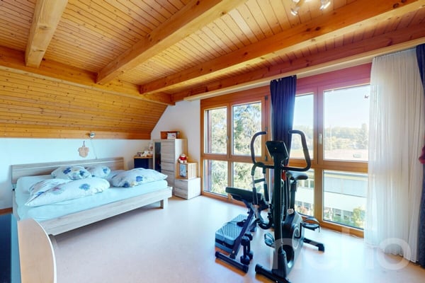 Freistehendes Einfamilienhaus mit viel Platz und Charme 7