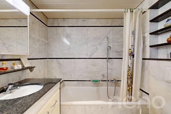 Grosszügiges Reihenmittelhaus mit Galerie und edlen Materialien 11