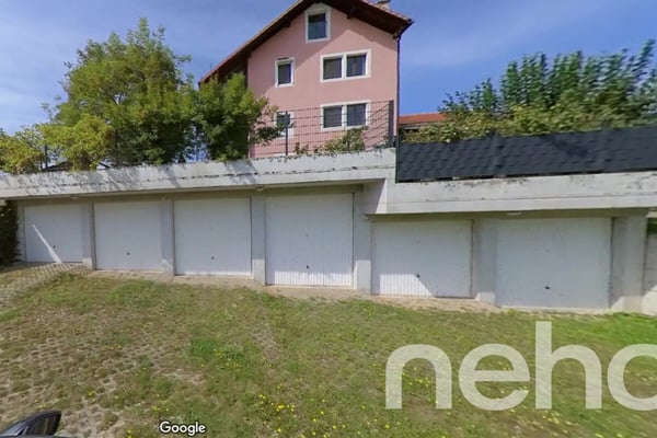 Garage à vendre à Ursins ! (lot 2) 1