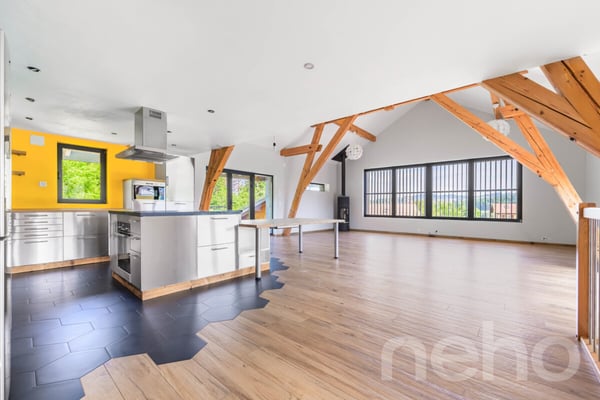 FERME RÉNOVÉE AVEC LOGEMENT INDÉPENDANT ET TERRAIN EN PERMACULTURE 5