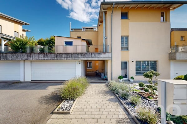 Villa lumineuse avec jardin au c?ur d?Avenches 10