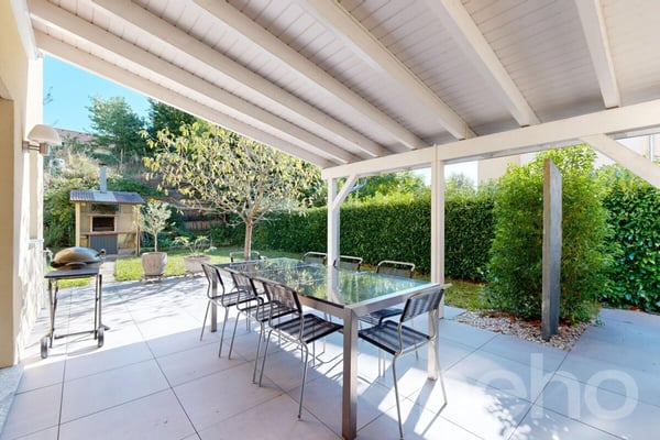 Villa lumineuse avec jardin au c?ur d?Avenches 2