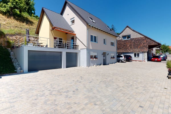 Einfamilien- /Mehrgenerationenhaus mit diversen Nutzungsmöglichkeiten 1