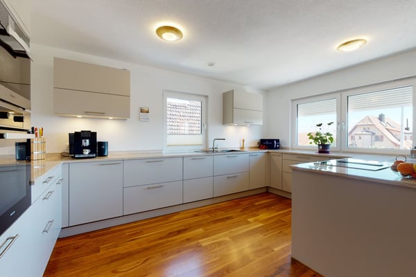 Einfamilien- /Mehrgenerationenhaus mit diversen Nutzungsmöglichkeiten 2