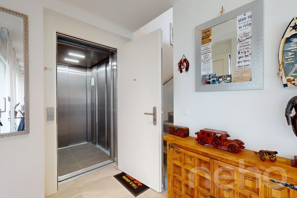 Superbe duplex de 1.5 pièces avec terrasse à Sugiez 12