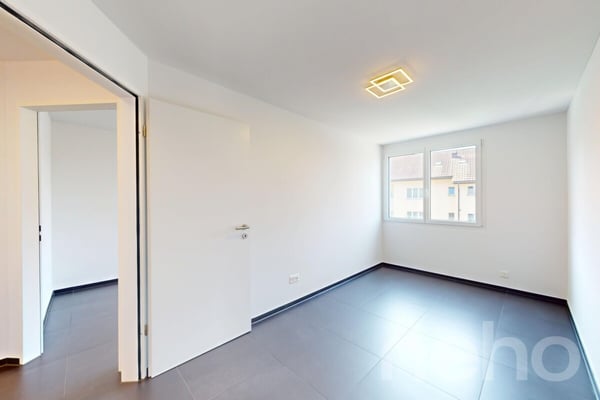 Moderne und renovierte Maisonette-Wohnung mit Gartensitzplatz 9