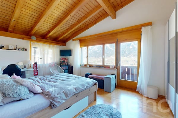 Mehrfamilienhaus mit Aussicht und Potenzial in Thusis 5