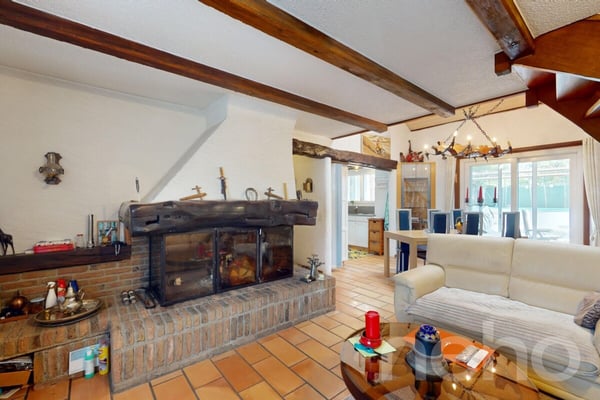 Propriété rare alliant calme, lumière et potentiel à Chevroux 5