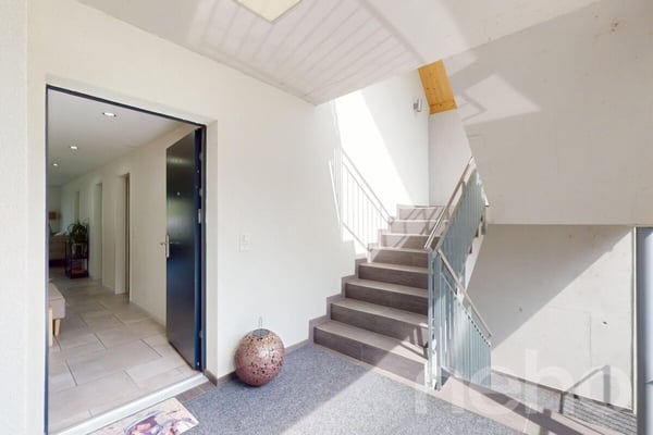 Wohnen & Investieren am Zürichsee ? Modernes MFH mit 4 Einheiten 3