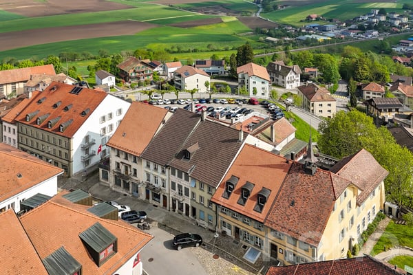 Bel immeuble de rendement à réinventer dans le centre historique 4