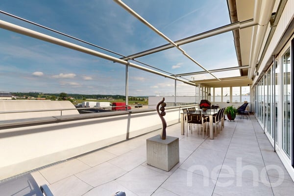 Attraktives Wohn- und Geschäftshaus mit stilvoller Wohnung 9