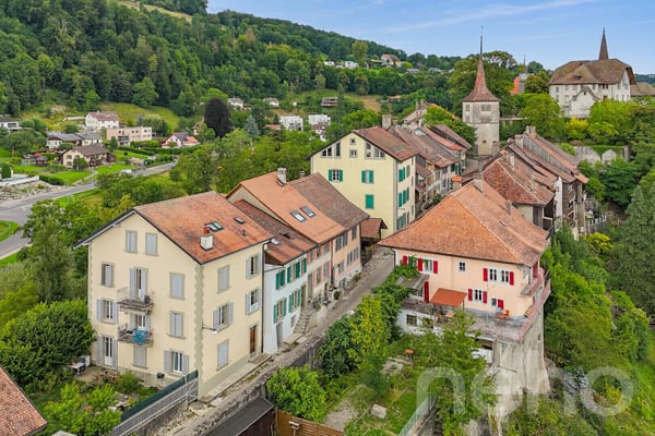 Immeuble de caractère au c?ur d?un site historique 3