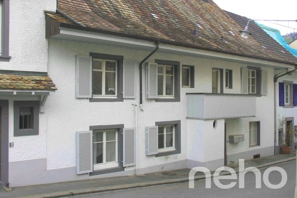 Vollvermietetes Mehrfamilienhaus mit Garage und Aussenparkplätzen 4