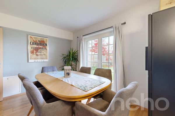 Charmant immeuble avec grange, garde-meuble et local commercial 12