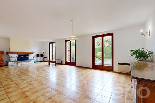 Belle maison jumelée avec grand jardin 5