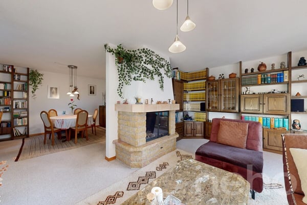 Charmante maison offrant un bel espace extérieur et une véranda 9
