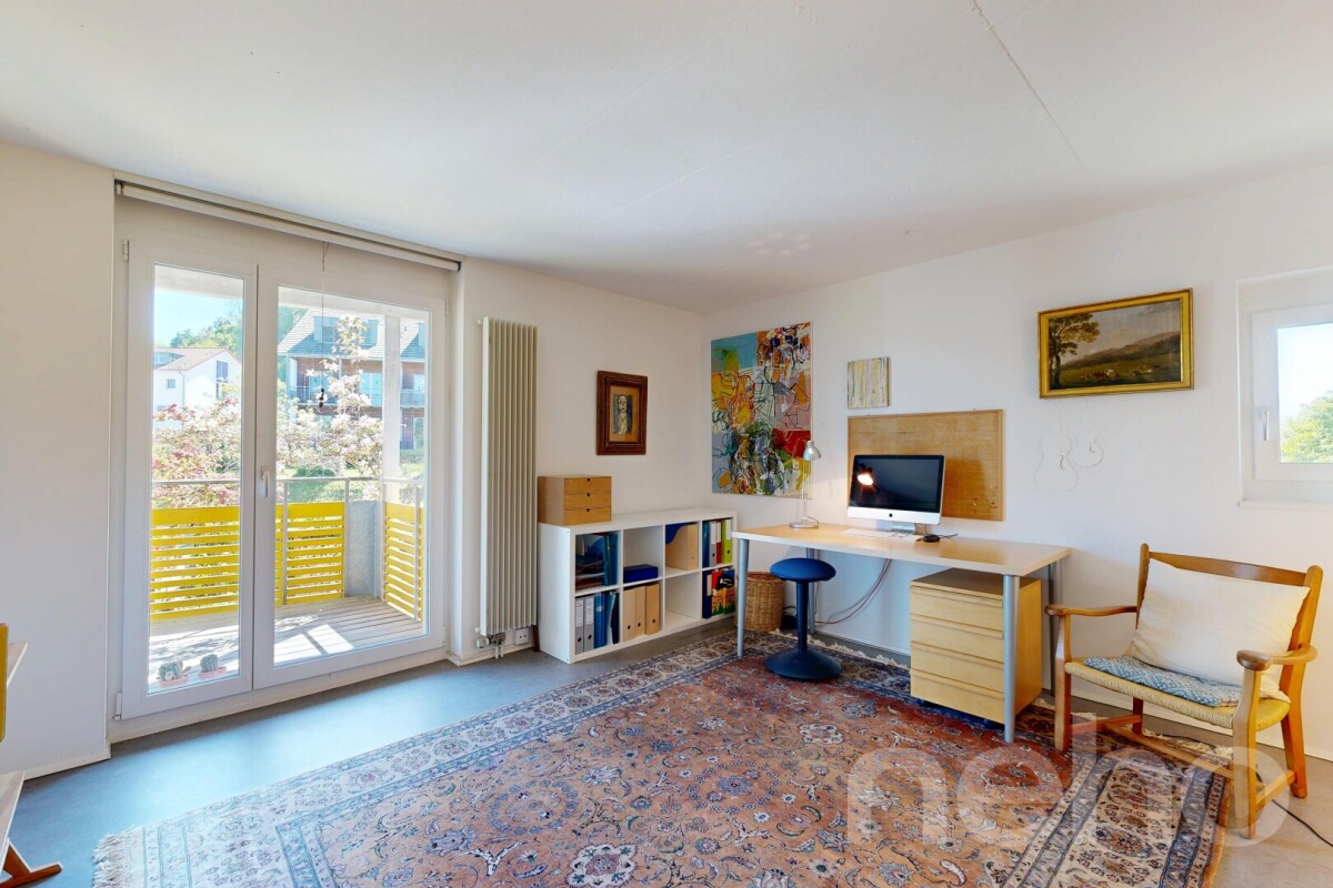 Immobilie in Rüfenach Ag - 8.5-Zimmer-Eckhaus in Rüfenach: Viel Platz für Familie und Home-Office - Bild 9