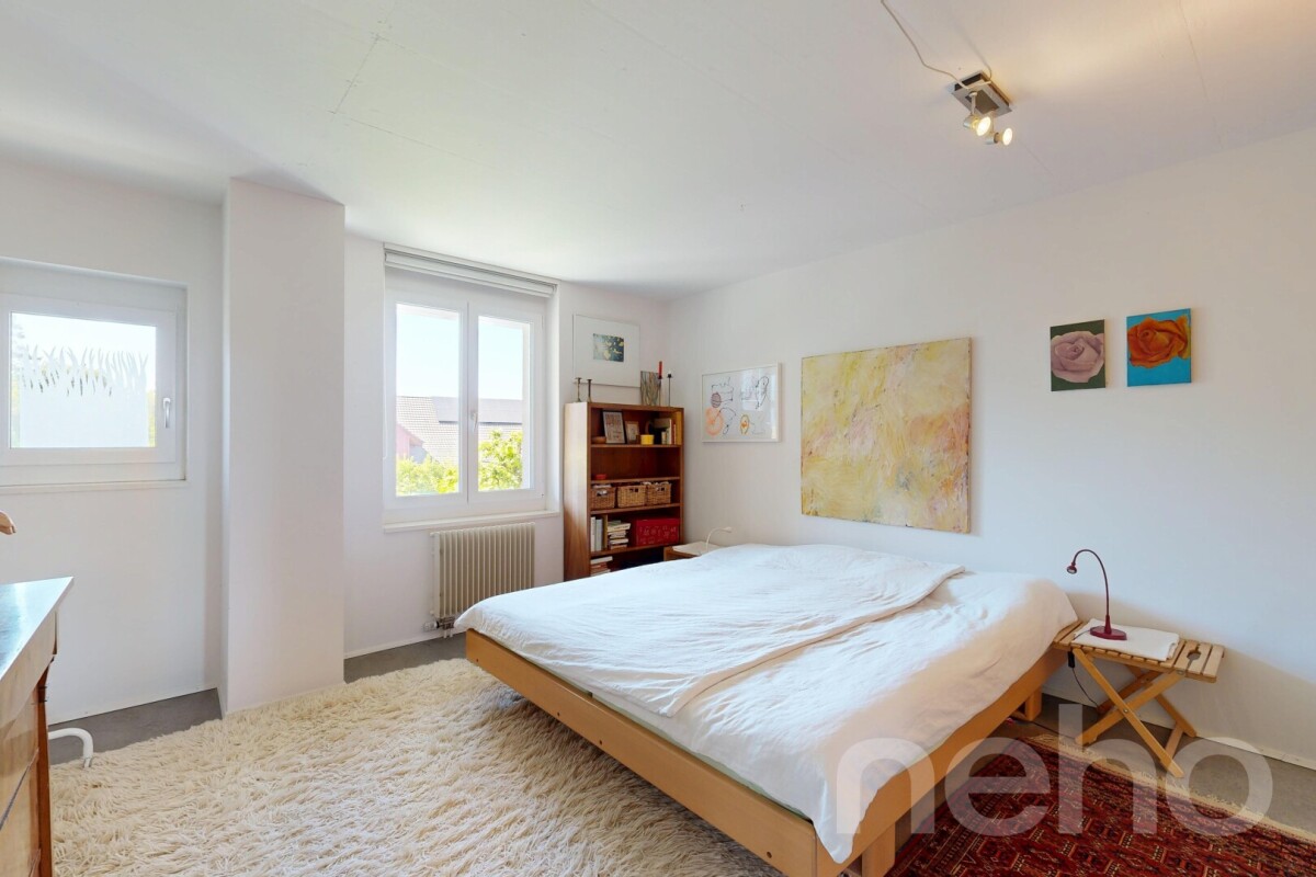Immobilie in Rüfenach Ag - 8.5-Zimmer-Eckhaus in Rüfenach: Viel Platz für Familie und Home-Office - Bild 7