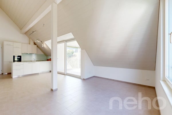 Moderne 4.5-Zimmer Dachwohnung mit Keller und grossem Estrich 4