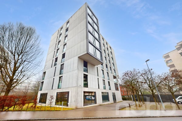 Moderne 3,5-Zimmer-Wohnung an zentraler Lage in Biel 2