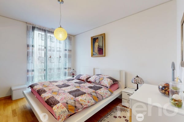 Moderne 4.5-Zimmer-Wohnung an zentraler Lage in Biel 7