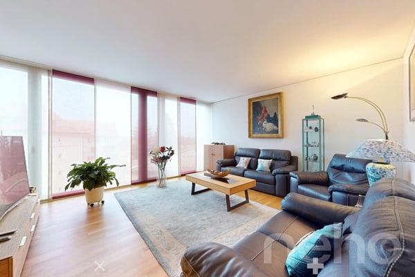 Moderne 4.5-Zimmer-Wohnung an zentraler Lage in Biel 1