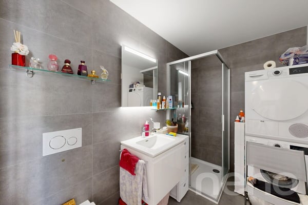 Superbe appartement 2,5 pièces comme neuf à Sierre 12