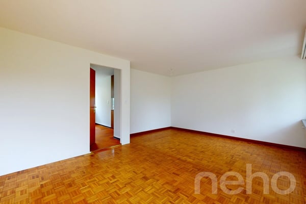Reihenhaus mit Garten und Modernisierungspotenzial in Reinach 12