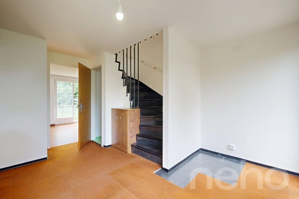 Reihenhaus mit Garten und Modernisierungspotenzial in Reinach 5