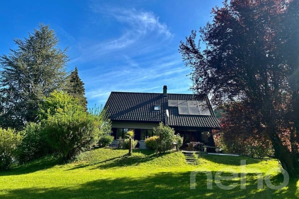 Maison individuelle sur un grand terrain 1