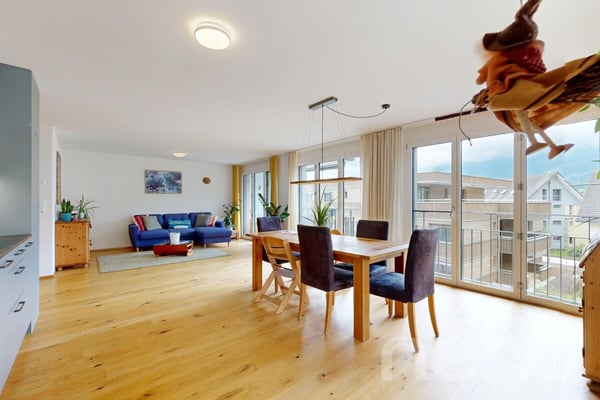 Moderne Wohnung mit Bergsicht 2