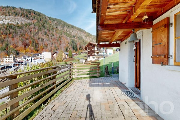 Exclusif : Chalet 2.5 pièces avec jardin 8