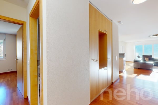 Magnifique Appartement avec Vue à Venthône 12