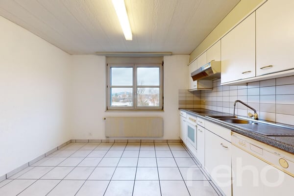 4.5 pièces avec balcon et vue panoramique ? Dernier étage 8