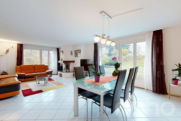 Spacieux 5.5 pièces de 160 m² au calme avec vue dégagée 1