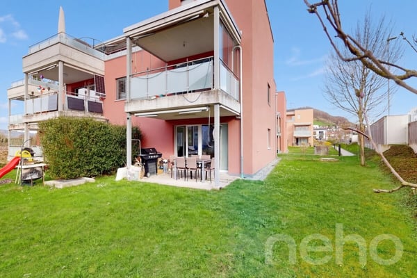 Moderne 3.5-Zimmer-Gartenwohnung mit 184 m² Garten und Sitzplatz 3