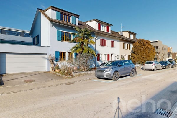 Charmantes 6-Zimmer Reihenmittelhaus an zentraler Lage 1