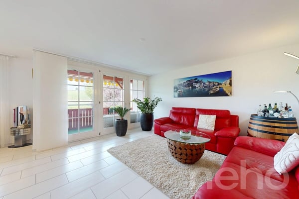 3.5-Zimmer-Wohnung mit unverbaubarer Aussicht 2