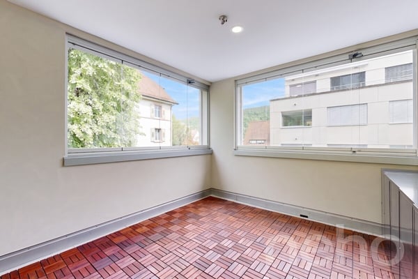 Stilvolle 4.5-Zimmer-Wohnung mit zwei Terrassen im Herzen von Liestal 7