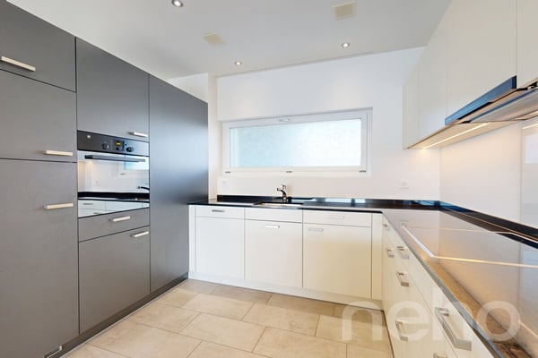 Moderne 3.5-Zi.-Wohnung mit grossem Balkon und Option für 2 Parkplätze 7