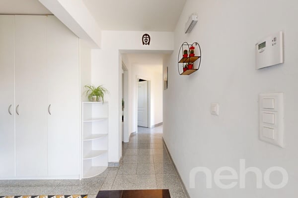Spacieux appartement familial avec balcons et jardin à St-Prex 8