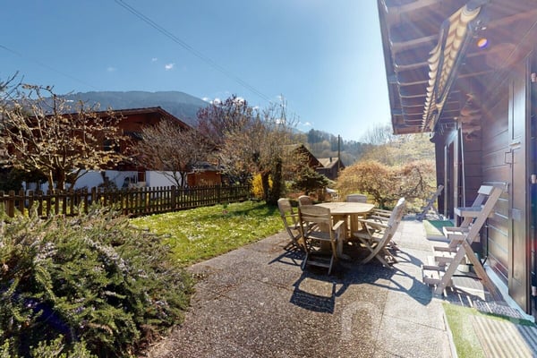 Exclusif: Charmant chalet de 4 chambres et grand jardin 12