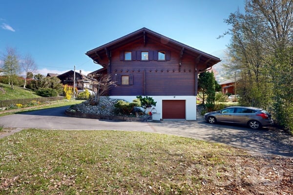 Exclusif: Charmant chalet de 4 chambres et grand jardin 8