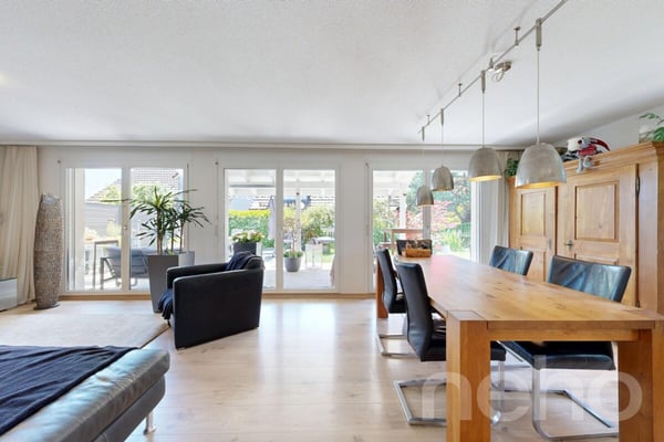 Familienfreundliches Einfamilienhaus mit sonnigem Garten 3