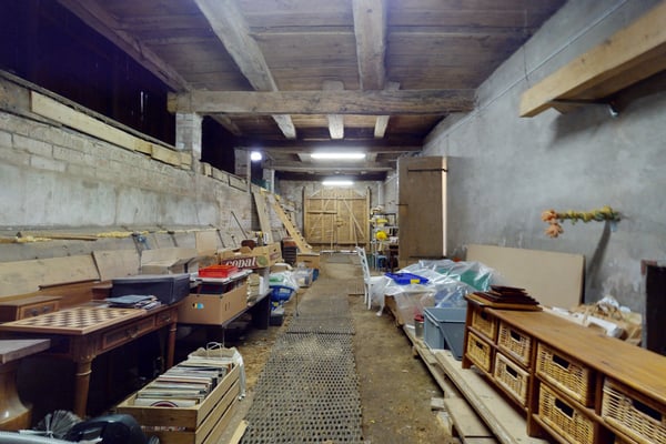 Superbe projet de rénovation, objet rare à Brenles ! 11